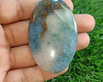 Hermosa piedra preciosa cabujón de crisocola de cobre con parte trasera plana, lisa y calibrada. Tamaño: 56 x 36 x 6 mm. Peso: 116,90 ct.