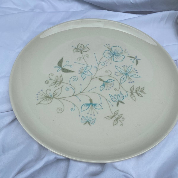 10 3/16" - 1960's Taylor, Smith & Taylor, Ever Yours, Summertime, Semi-Porcelain 10 3/16" Dinner Plate