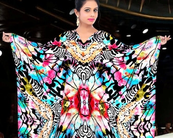 Caftán de seda: prenda de fiesta de lujo, vestido playero de talla grande