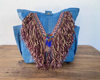 Sac à bandoulière en denim recyclé - Cabas bohème fait main avec pampille à franges