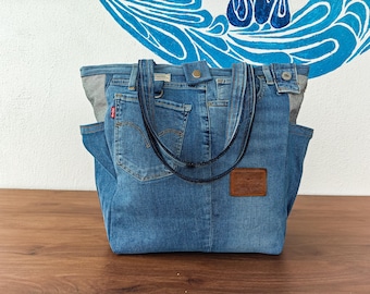 Levis Tragetasche : Die ultimative Upcycled Denim Umhängetasche