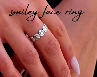 Funny Smile Ring Adjustable