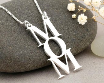 Personalized Mom Necklace | Vertical Name Necklace