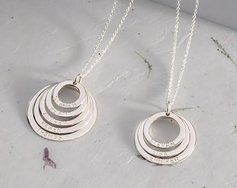 Circles Mom Necklace with Kids Names