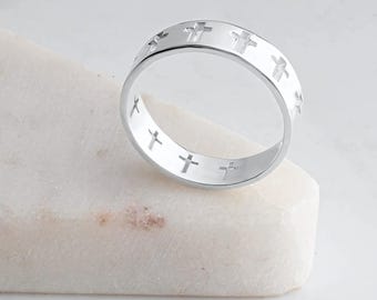 Cut Out Cross Ring