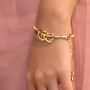Pulsera personalizada para madre con nombres de niños grabados - Pulseras personalizadas con dijes de corazón para mamá - Joyería para el Día de la Madre - Regalo de cumpleaños para abuela y esposa