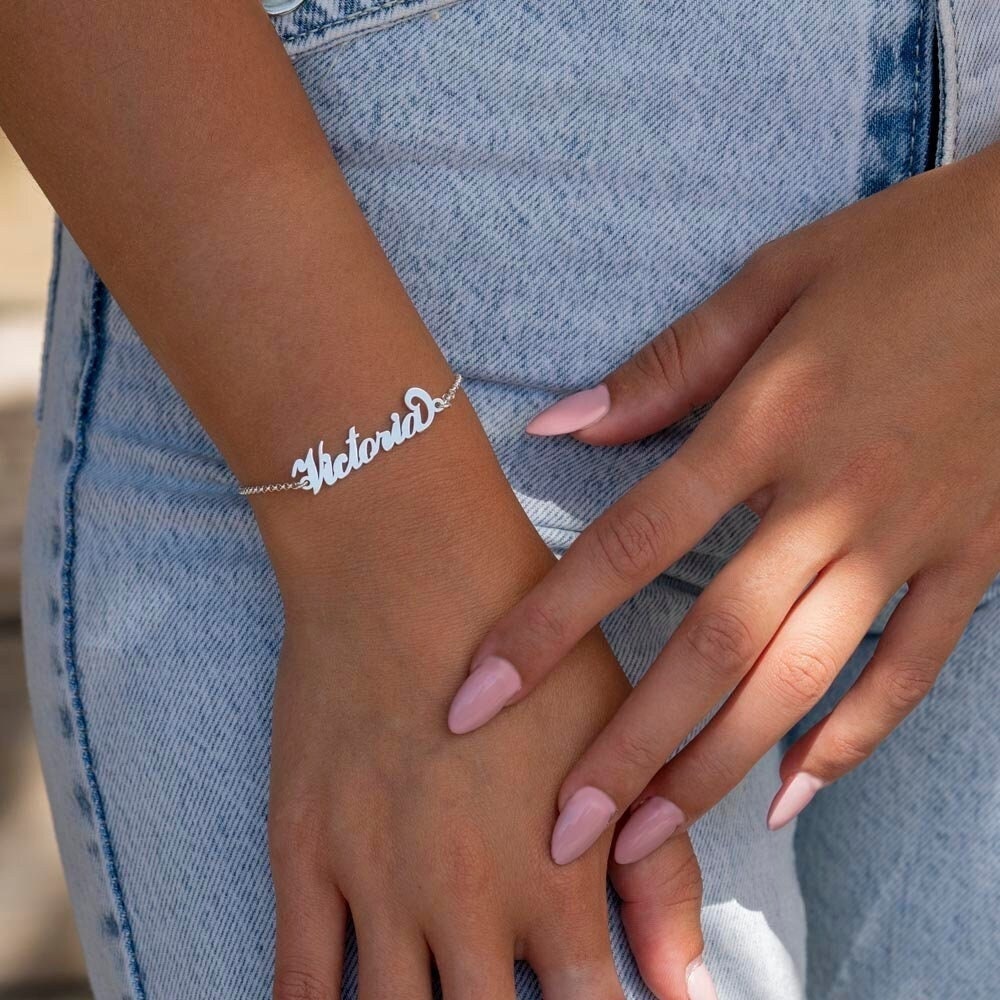 Personalized Carrie Name Bracelet - 24K Gold Plated