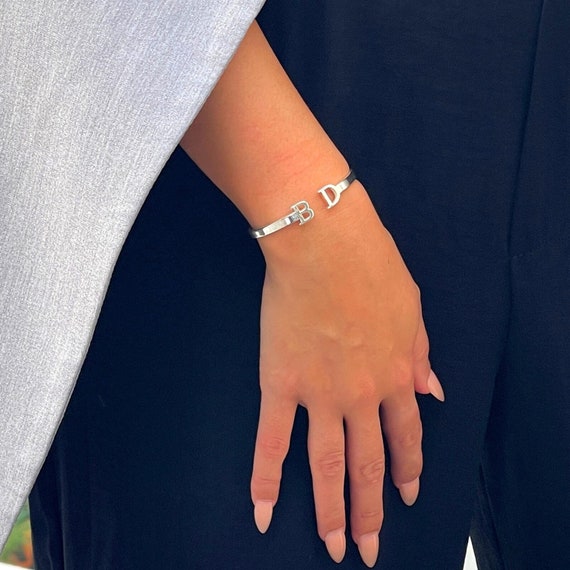 Due bracciali con iniziali per coppia Argento sterling 925 Bracciale aperto  regolabile per lui e per lei Idea regalo di San Valentino per la fidanzata  -  Italia