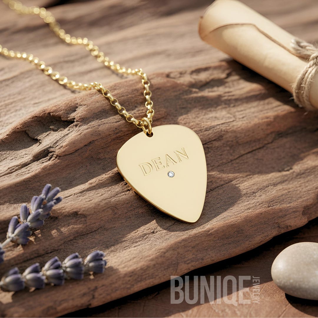 Collana Con Plettro Per Chitarra In Argento 925 - Gioiello A Tema Musicale, Regalo Originale Per Musicisti E Appassionati Di Musica