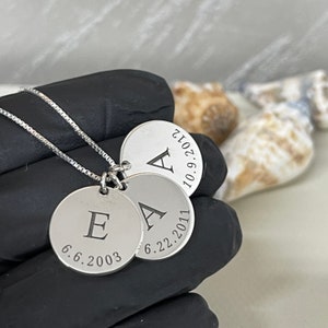 Mom Necklace with Kids Initials & Birthdate - Sterling Silver Custom Engraving 1-5 Disc Pendants - Family Name Jewelry - Gift for Christmas