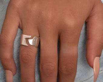 Custom Dog Face Name Ring