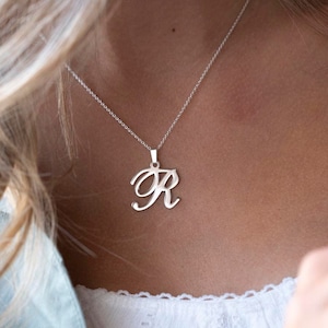 Collar con inicial grande - Colgante con letra cursiva grande en plata de ley - Regalo personalizado para mujer
