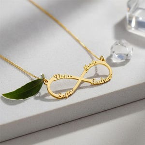14K gouden oneindige naamketting, gepersonaliseerde familiesieraden - Moederdag