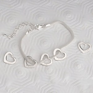 Mom Bracelet with Kids Names, Sterling Silver Heart Charm Jewelry - Grandkids Grandma Family Gift image 2