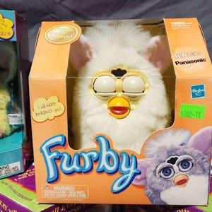 Vintage Furby Collection: 9 Original Furbys & 2 Furby Babies - New in Box