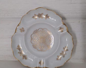 Limoges Porcelain Ashtray: White Gold Kings Royal Design Vintage