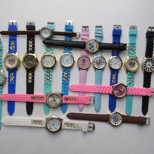 Lot of 16 assorted vintage watches - not running