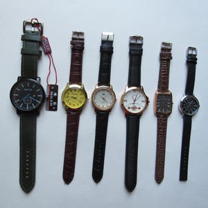 Lot of 6 assorted vintage watches - running condition