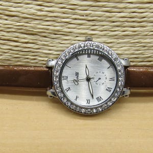 Lot de 16 montres vintage assorties - ne fonctionnent pas image 12