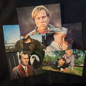 RARO set di 16 carte vintage retrò originali dell'URSS con momenti di film in studio cinematografico "MOSFILM". Film e attori popolari dell'URSS! anni '70.