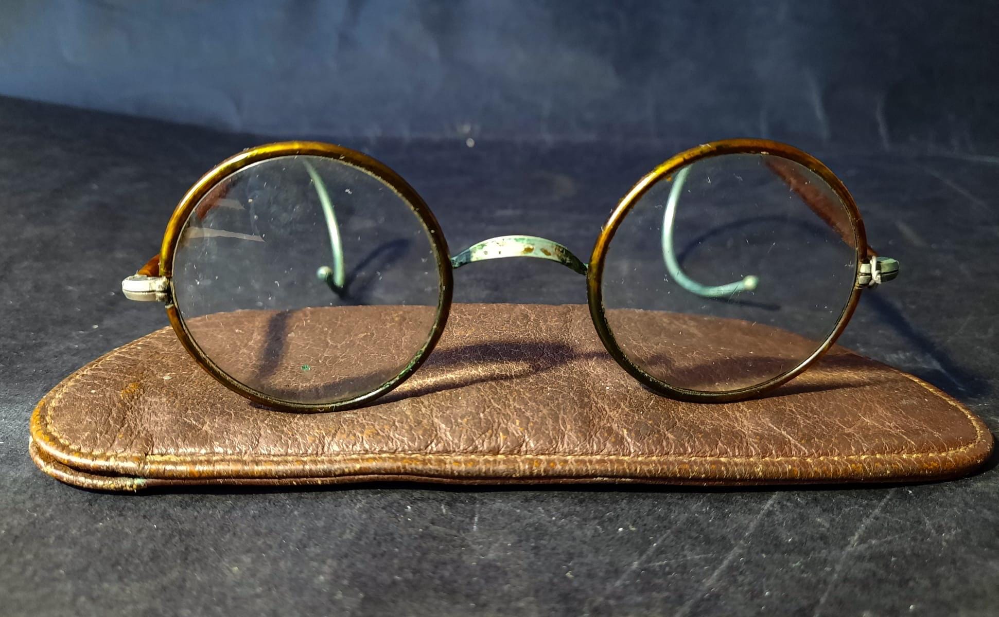 60's ALGHA メタル サングラス ヴィンテージ オーバル 英国製 被らない