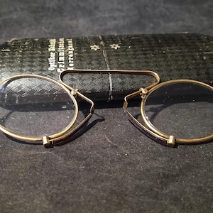 Pince-nez Glasses, Antique German Eyewear, Gold Frame Spectacles, 1930s Optics, Antique Eyeglasses, Weimar Era Style, Pre-War Retro Design