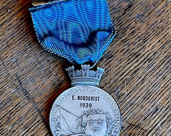 Swedish Silver Shooting Medal, 1939,  Named Recipient, Original Ribbon, Antique Silver Medal, Shooting History, Militaria Collectible