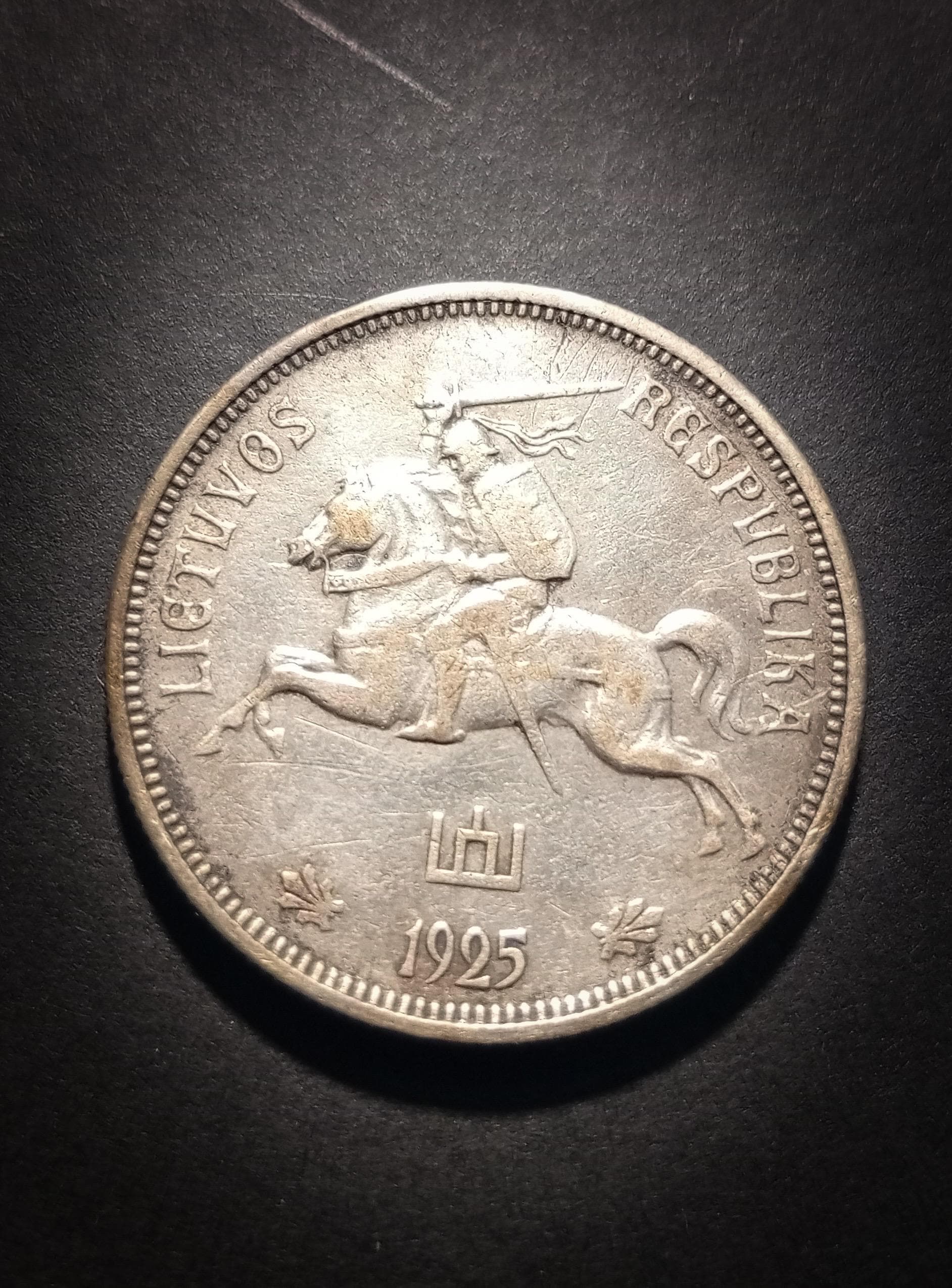 リトアニア 5リタイ 1925年 銀貨、ヴィティス騎士コイン、コレクター