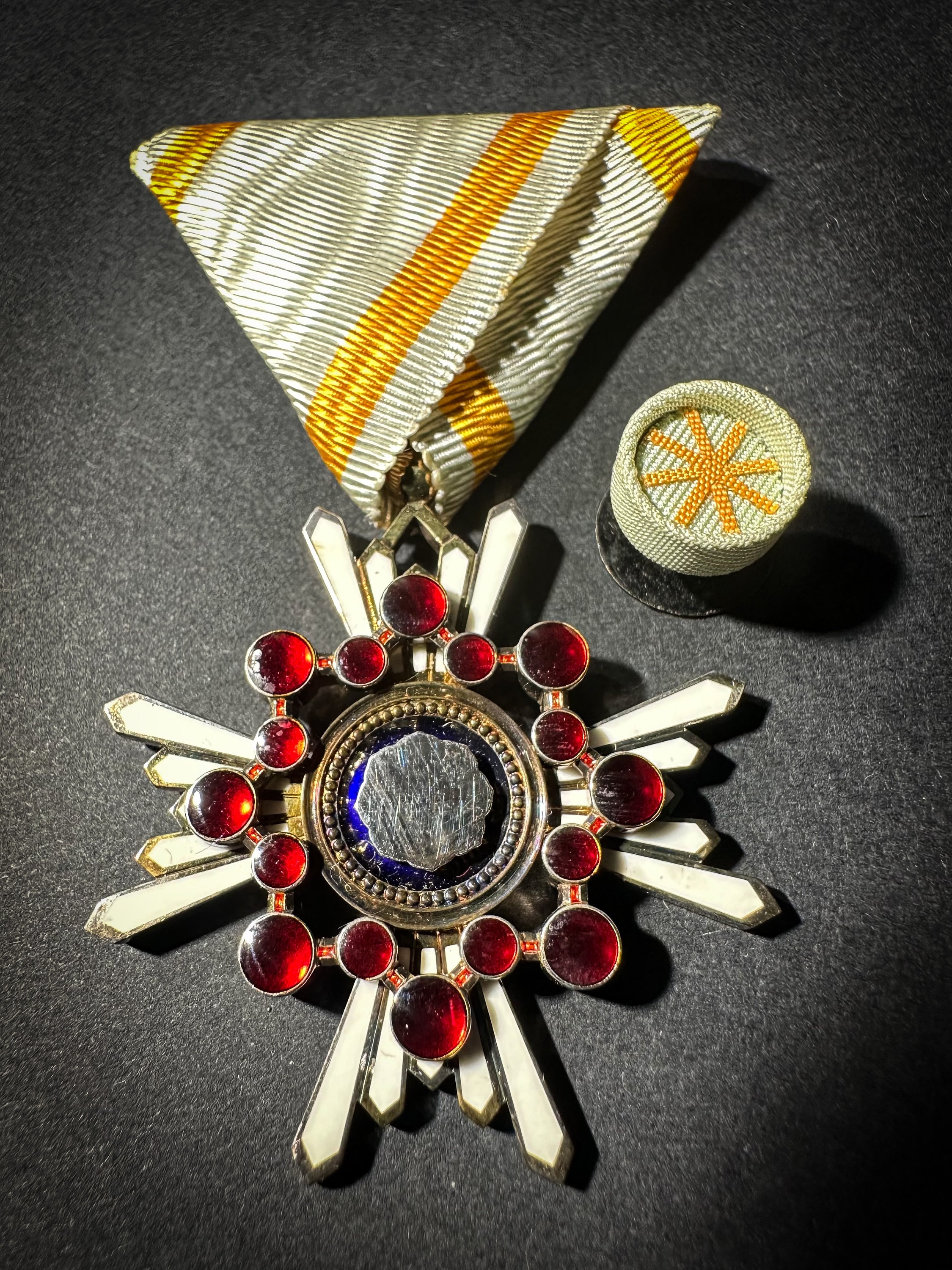 The Order of the Sacred Treasure 瑞宝章 Zuihō-shō Japanese 5 Class