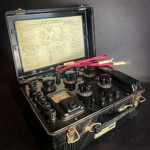 DC Measuring Bridge Resistance BOX, P333 R333 USSR, Russian Army, Bakelite Case Electronical  Military Tool, Cold War Era Tool, Bunker Art