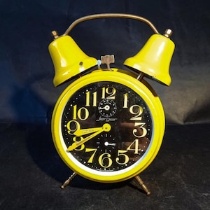 Vintage Jerger Alarm Clock, Retro German Clock, Rare Collectible Timepiece, Mid-Century Wind-Up Clock, 40-s, Classic Horology, Very Cool