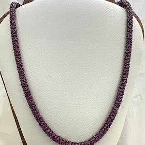 40 karat runt rubinhalsband | Georgianska nedskurna svarta silver smycken