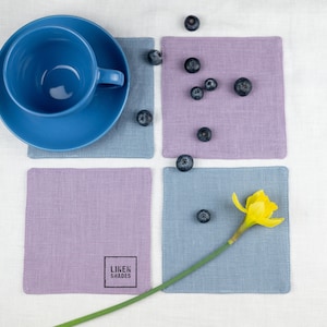 Conjunto de posavasos de lavanda y lino azul. Posavasos de copa de lino. Decoración de mesa de lino. Posavasos de lino para mesa de centro. Posavasos personalizados.