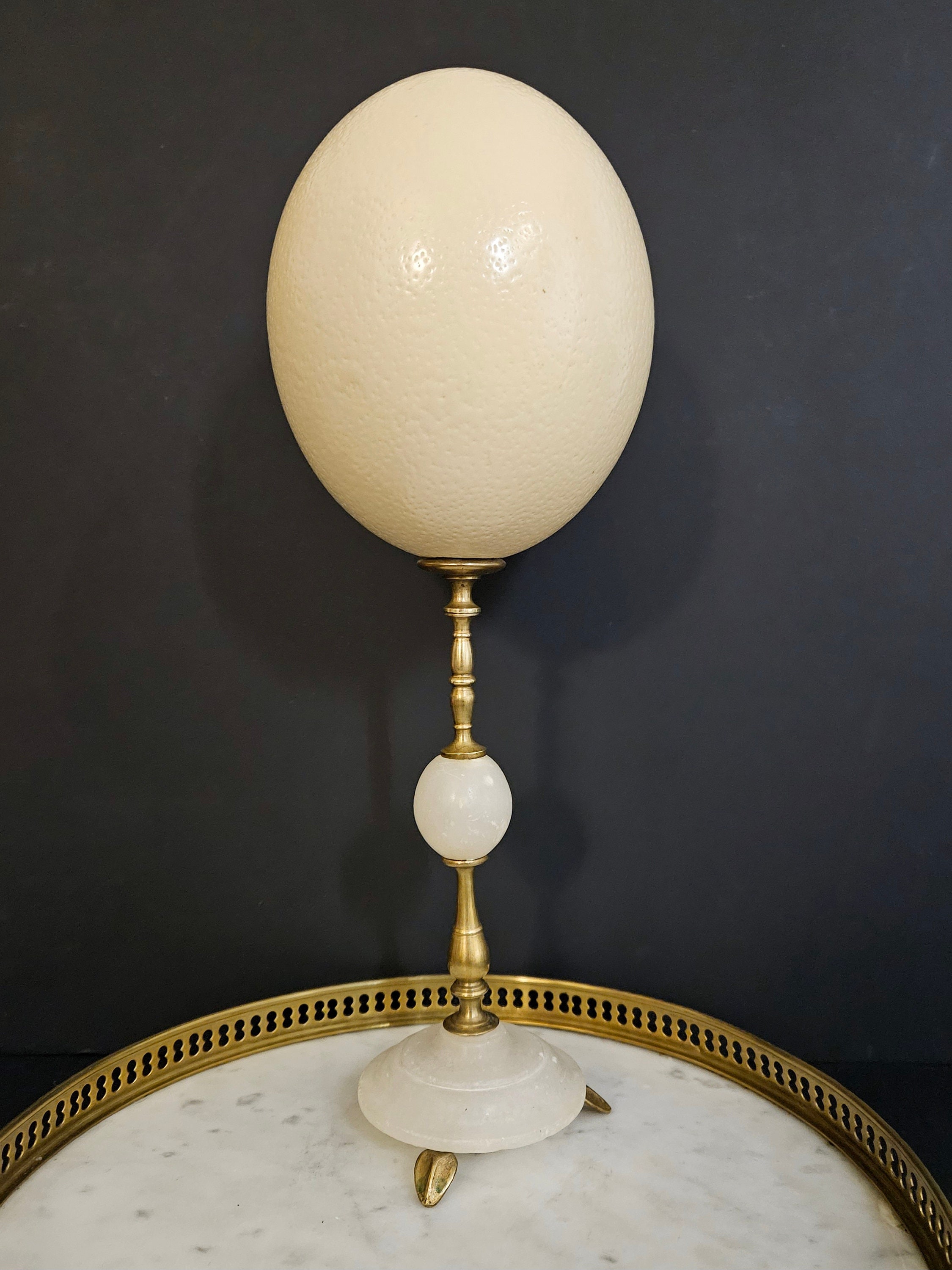 Œuf D'autruche Sur Socle En Bronze Et Marbre Blanc - XIXe Siècle - Hauteur 36 Cm