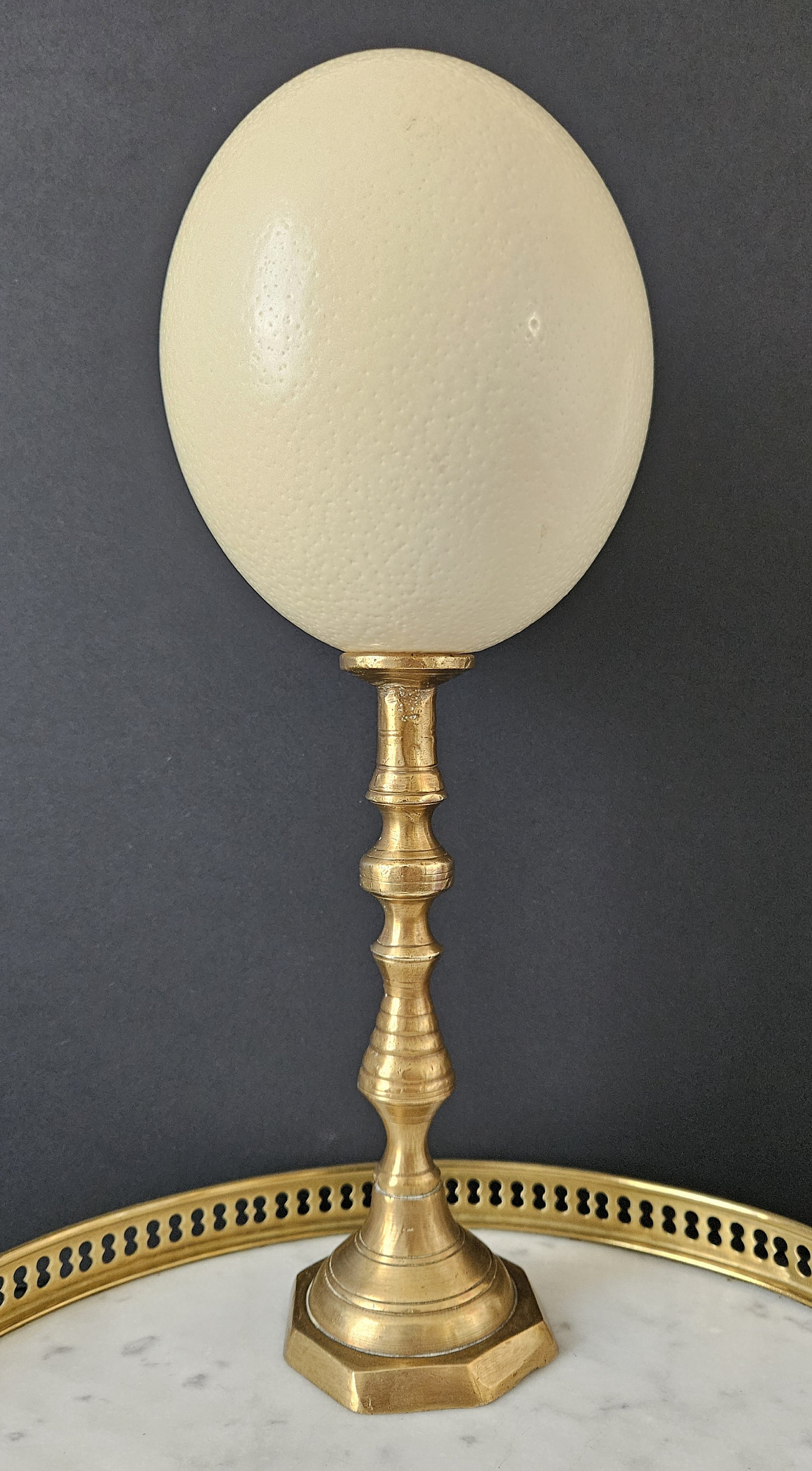 Paire d'appliques en bronze ciselé et doré à deux bras de... - 86030083