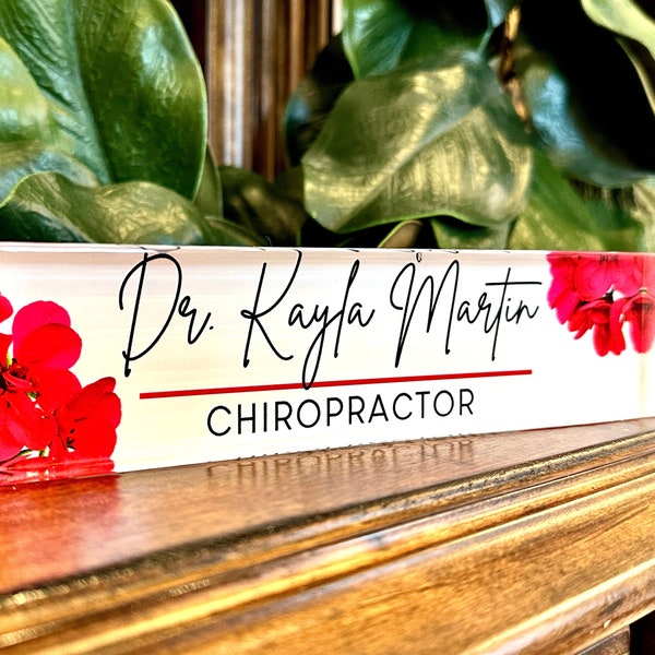 Desk name plate for Women, Acrylic Desk Name Plaque, Chiropractor Gift, Personalized Name Plate for Desk, Executive Custom Desk Name Plate