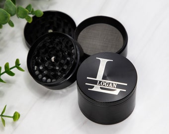 Personalized Herb Grinder, Metal Dry Herbal Herb Spice Smoke Tobacco Grinder Crusher Mill with 3 Chambers, Sharp Teeth, With Scraper