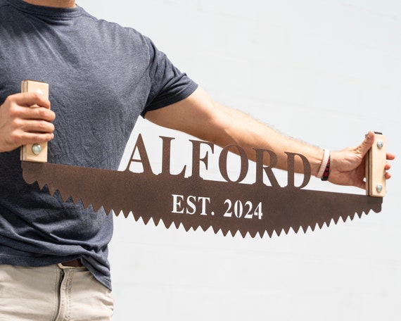 Personalized Cross Cut Saw, Father's Day Gift, Gift for Dad, Workshop Sign, Wood Worker Gift, Rustic Decor,Family Name Metal Sign Wall Decor