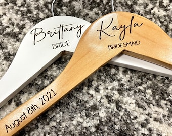 Custom Bridal Hanger, Personalized Bridesmaid Hangers, Bride Hanger for Wedding Dress, Hangers for Bridesmaids, Hangers for Wedding