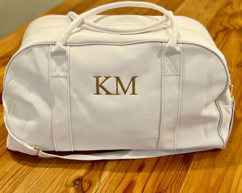 Monogrammed Duffle Bag, Baby Bag, Monogrammed Weekender Bags, Hospital Bag, Monogrammed Duffle Bag, Custom Name Weekender Bags, duffle Classic White