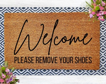 Welcome Please Remove Your Shoes Doormat, Front Porch Decor, Funny Doormat, Welcome Mat, Lose the Shoes, Home Decor, Front Door Mat