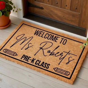 Custom Doormat for Classroom Doormat Teacher Gifts Personalized Teacher Doormat Welcome Mat for Classroom Door Mat Back to School Gifts