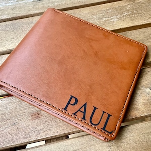 Cartera personalizada para hombre, cartera de cuero grabada a medida, regalo para padrinos de boda, cartera de cuero grabada, regalo de aniversario para él, regalo para novio