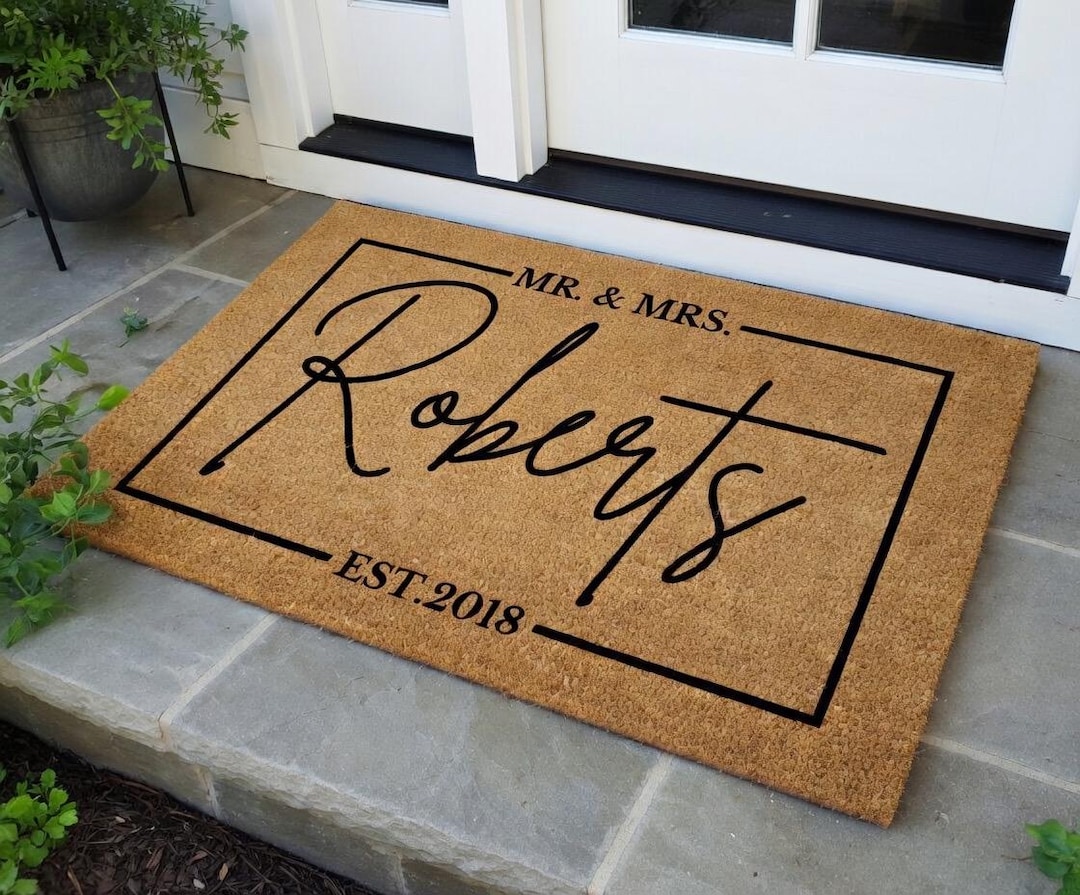Mr. and Mrs. Doormat, Personalized Wedding Gift, Last Name Doormat, Established Doormat, Family Name Door Mat, Personalized Gift for Couple