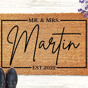 Mr. and Mrs. Doormat, Personalized Wedding Gift, Last Name Doormat, Established Doormat, Family Name Door Mat, Personalized Gift for Couple