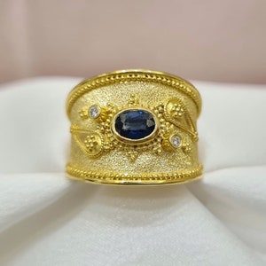 Byzantijnse ring met saffier en diamant • 18 kt geelgoud • Byzantijnse sieraden • Middeleeuws Grieks sieradenontwerp • Moederdagring cadeau