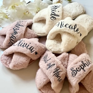 Bridesmaid Slippers Monogrammed, Bridesmaid Slippers Wedding Shoes, Bridal Party Gifts Bride Wedding Gift, Bachelorette Custom Slippers