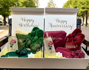 Gift for Women Who Has Everything, Gift for Mom Sister Wife, Personalized Gift Set, Pajama Set, Birthday Gift for Her, Mother's Day Gift