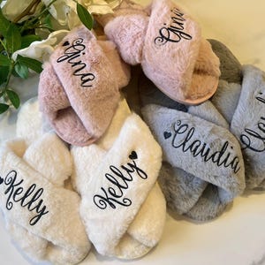 Bachelorette Fluffy Slippers, Bridesmaid Gifts, Personalized Slippers, Bridesmaid Gifts, Wedding Fluffy Slippers, Bridal gift, Birthday Gift