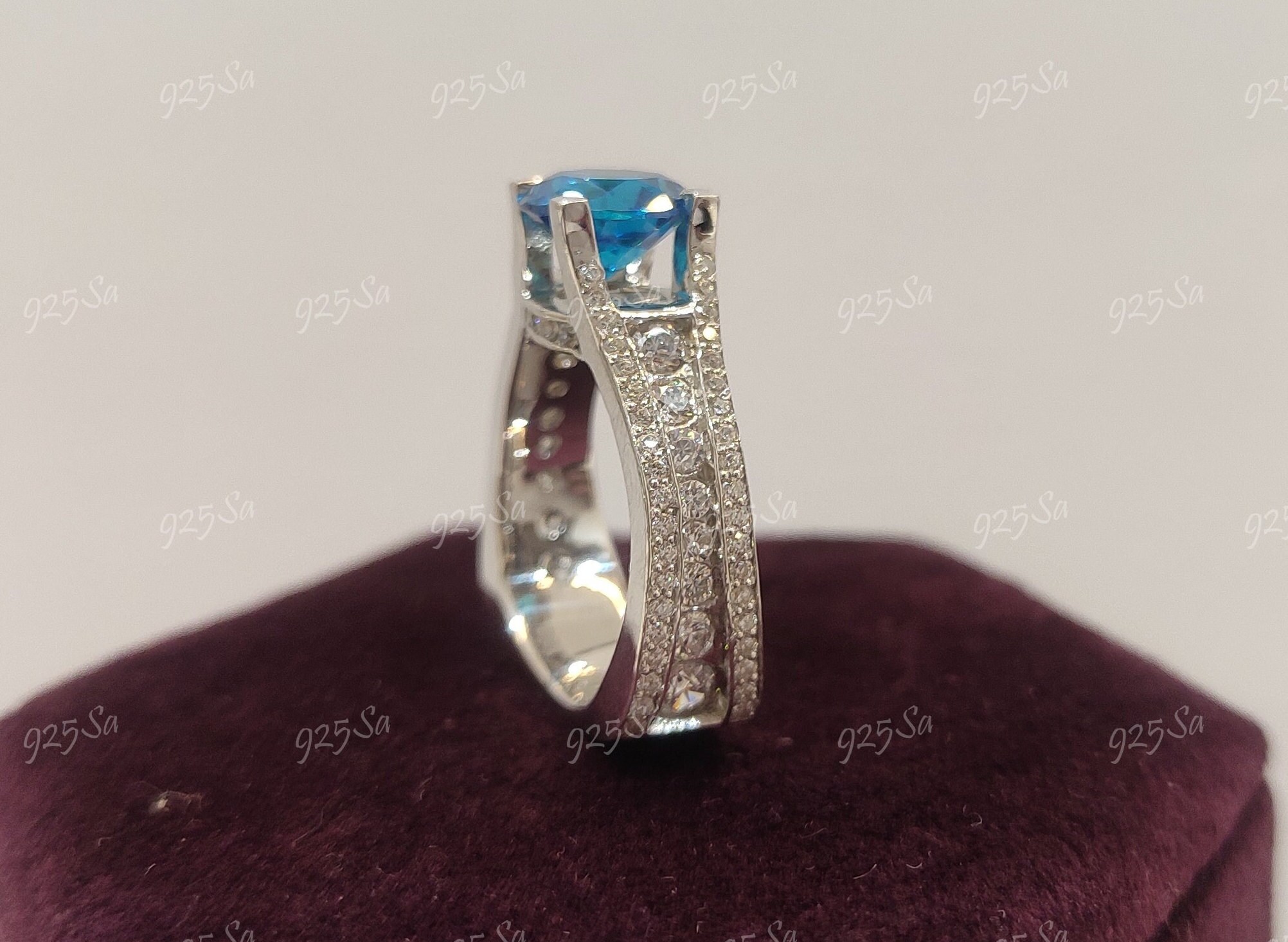 Vintage 2.30 Ct Blue Round Cut Engagement Ring in 925 Sterling